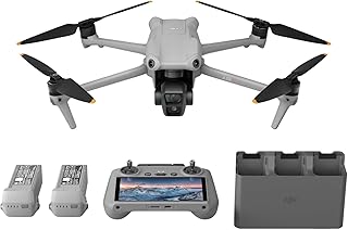 Комплект DJI Air 3 Fly More Combo с пультом дистанционного управления DJI RC 2, дрон с камерой 4K, двумя основными камерами, 3 батареями для увеличения времени полета, фотосъемкой 48 Мп, максимальной передачей видеосигнала 20 км, соответствием требованиям FAA Remote ID.