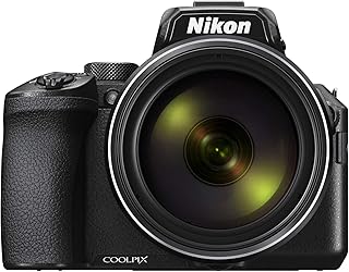 Цифровая фотокамера Nikon COOLPIX P950 Superzoom | 83-кратный оптический зум со стабилизацией изображения, видео 16 МП 4K Ultra HD, Wi-Fi, формат RAW и поворотный ЖК-экран (черная)