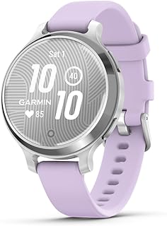Garmin Lily® 2 Active — компактные и стильные смарт-часы со встроенным GPS, скрытым дисплеем, линзой с рисунком, до 9 дней автономной работы, серебристый цвет с фиолетовым силиконовым ремешком цвета жасмина.