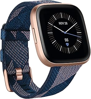 Смарт-часы Fitbit Versa 2 Special Edition для здоровья и фитнеса с функцией измерения пульса, воспроизведения музыки, встроенной Alexa, отслеживанием сна и плавания, темно-синие и розовые плетеные/медно-розовые, один размер (ремешки размеров S и L в комплекте), 2.3
