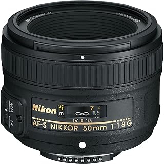 Объектив Nikon AF-S FX NIKKOR 50mm f/1.8G с автофокусом для цифровых зеркальных фотокамер Nikon.