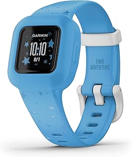 Garmin vivofit jr. 3, фитнес-трекер для детей, включает интерактивное приложение, подходит для плавания, до 1 года работы от батареи, цвет Blue Stars.