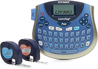 Принтер DYMO LetraTag Bundle 100T, в комплекте 4 метра черно-белых этикеток и 4 метра черно-прозрачных этикеток.
